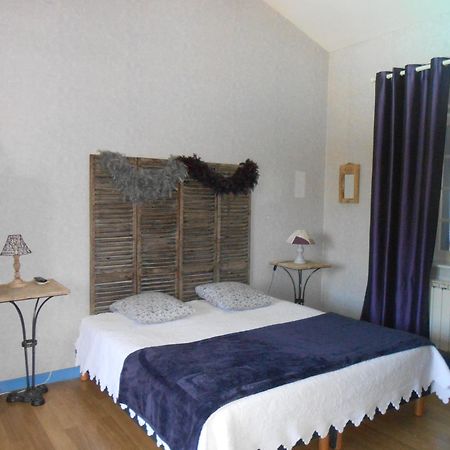 Bed and Breakfast Le Relais Du Grand Logis Civrieux Номер фото
