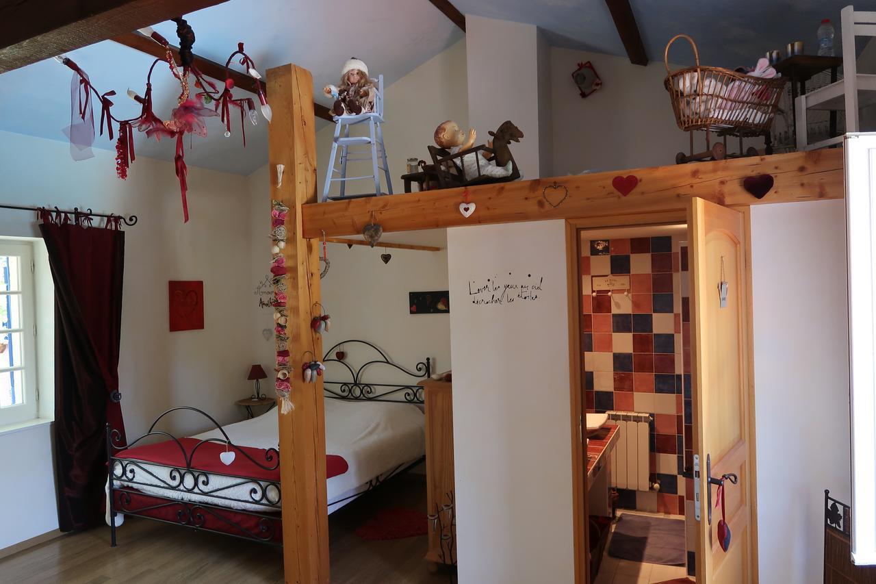 Bed and Breakfast Le Relais Du Grand Logis Civrieux Екстер'єр фото