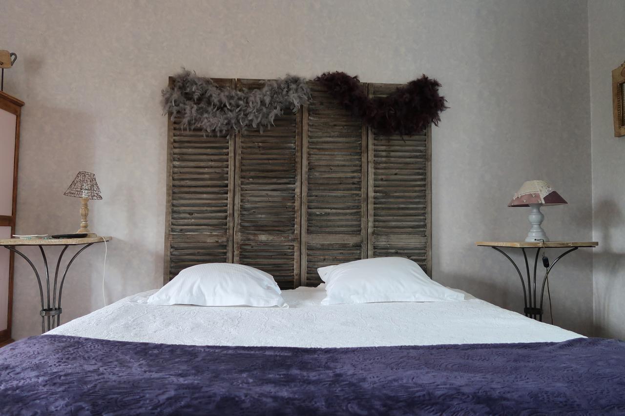 Bed and Breakfast Le Relais Du Grand Logis Civrieux Екстер'єр фото